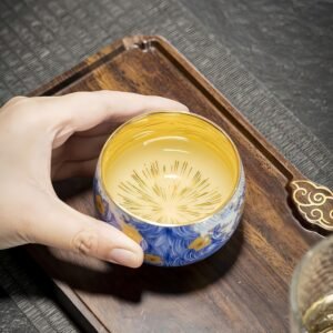 Enamel colored gold liner master cup master handmade Van Gogh starry sky gilded cup home gift tea cup high-end tea cup Height 5.5cm Diameter 7.9cm Capacity 160ml